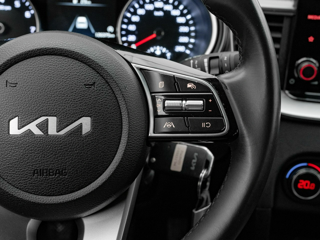 Kia Ceed - Zdjęcie 16