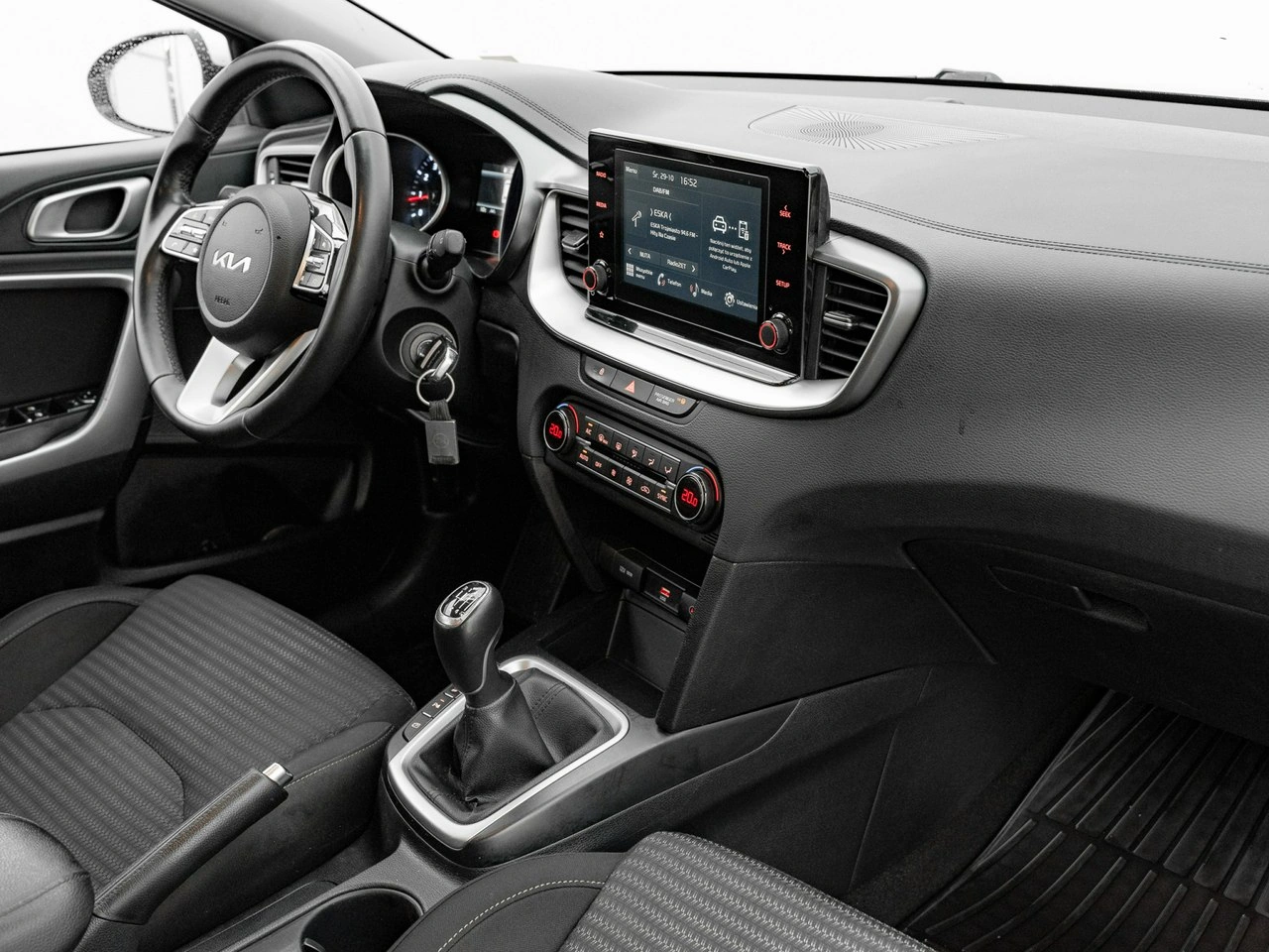 Kia Ceed - Zdjęcie 30