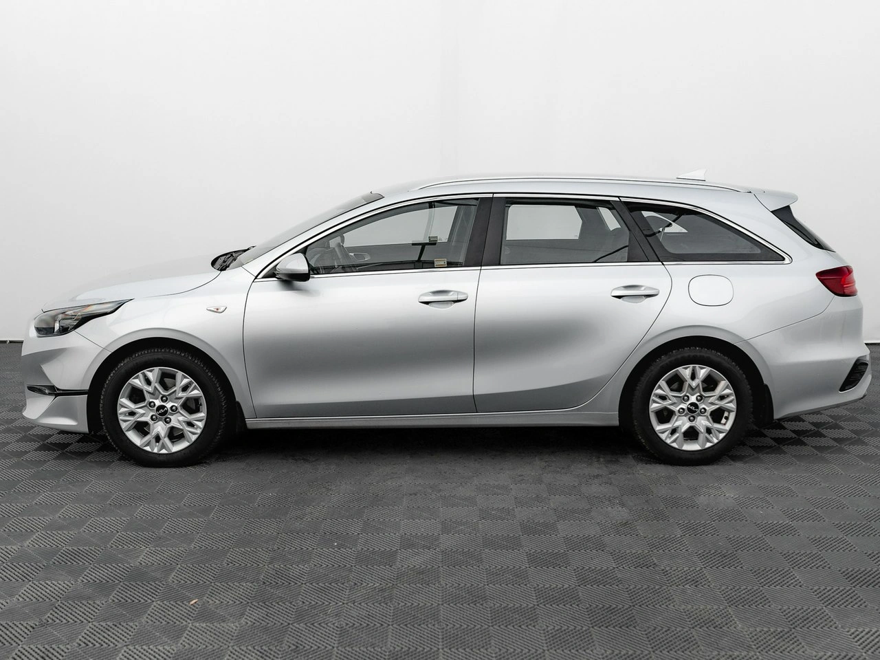 Kia Ceed - Zdjęcie 8