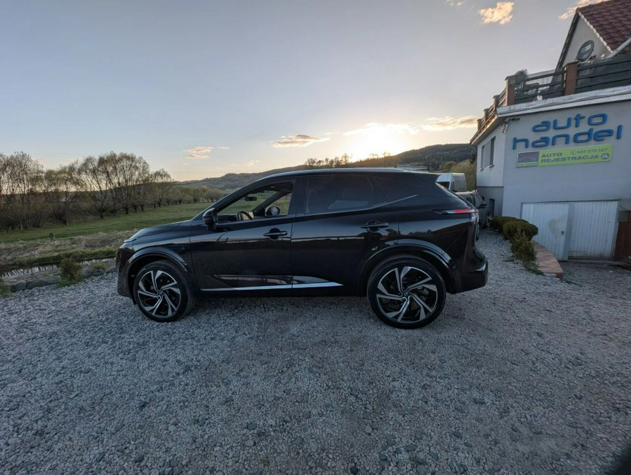 Nissan Qashqai - Zdjęcie 9