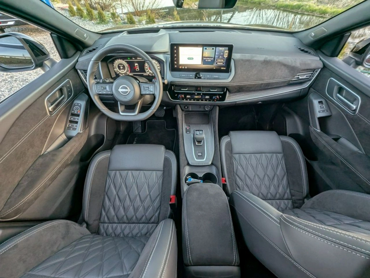 Nissan Qashqai - Zdjęcie 17