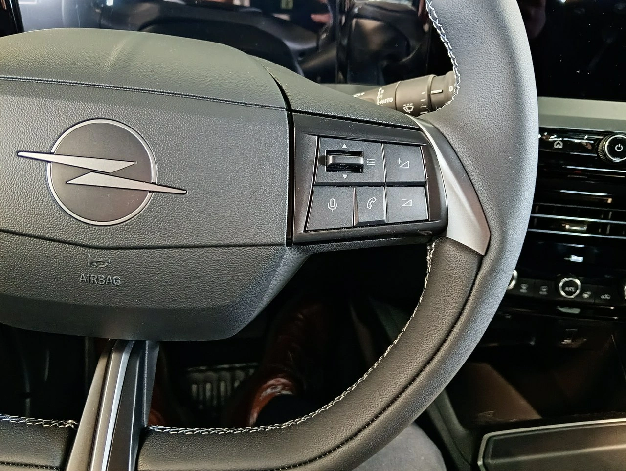 Opel Mokka - Zdjęcie 15