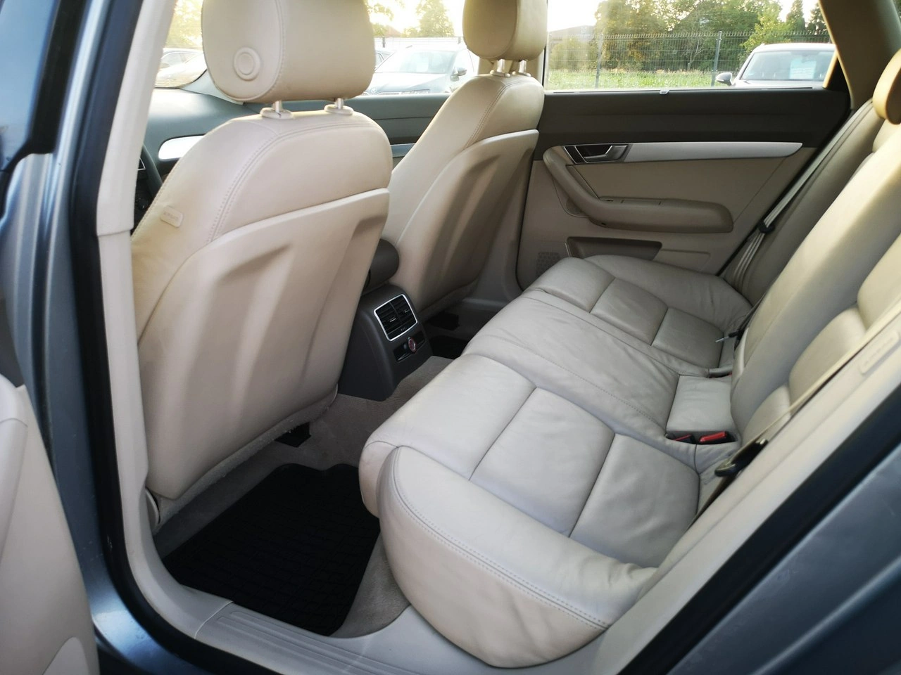 Audi A6 - Zdjęcie 13