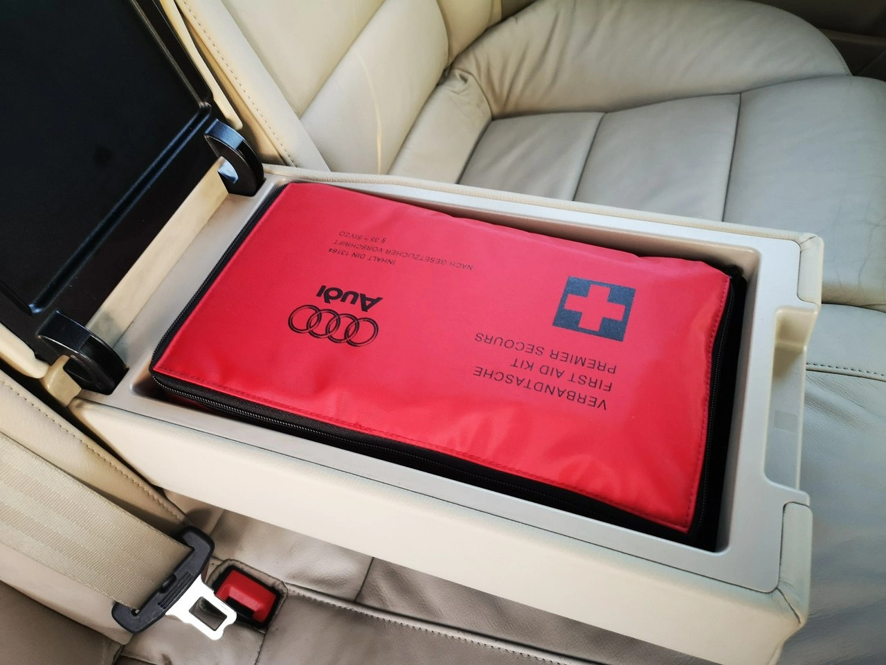Audi A6 - Zdjęcie 16
