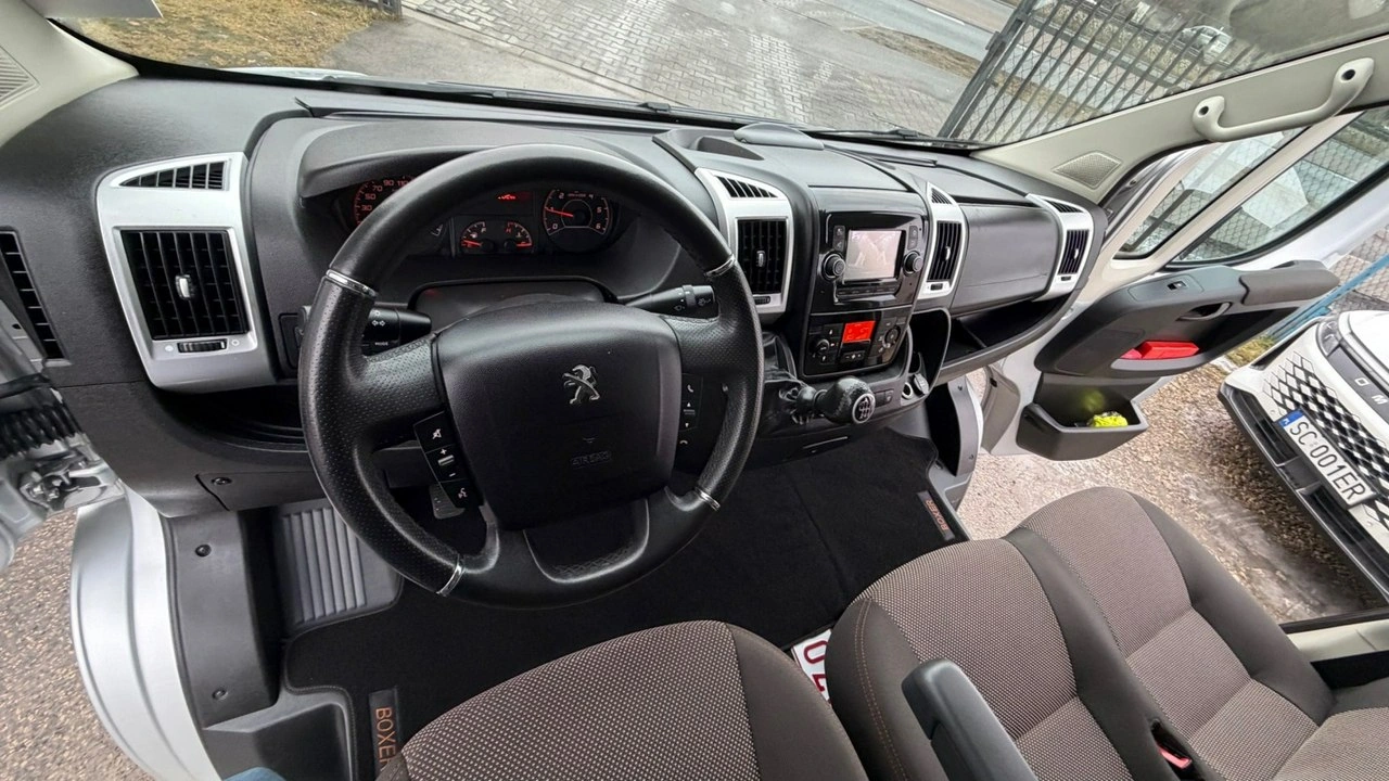 Peugeot Boxer - Zdjęcie 13