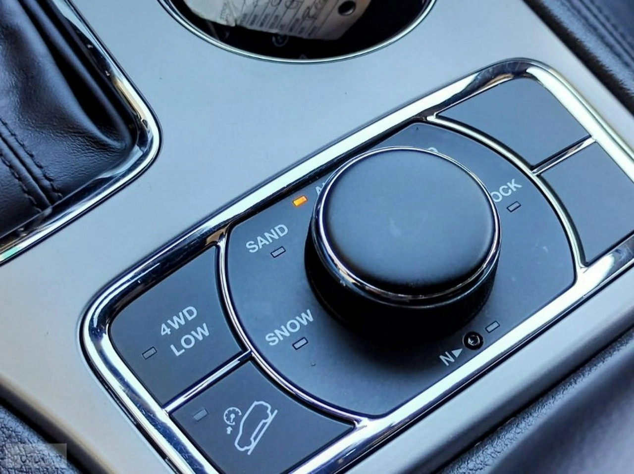 Jeep Grand Cherokee - Zdjęcie 10