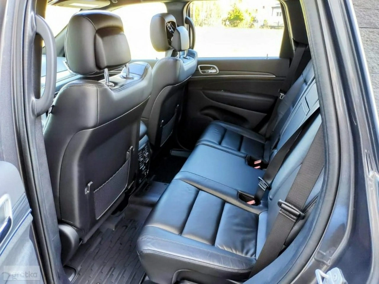 Jeep Grand Cherokee - Zdjęcie 16