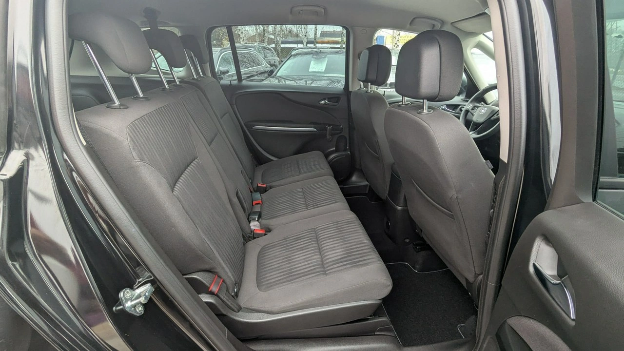 Opel Zafira - Zdjęcie 15