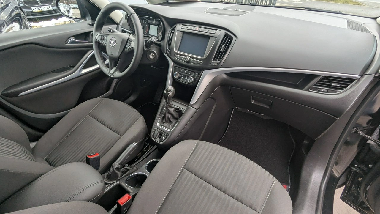 Opel Zafira - Zdjęcie 16