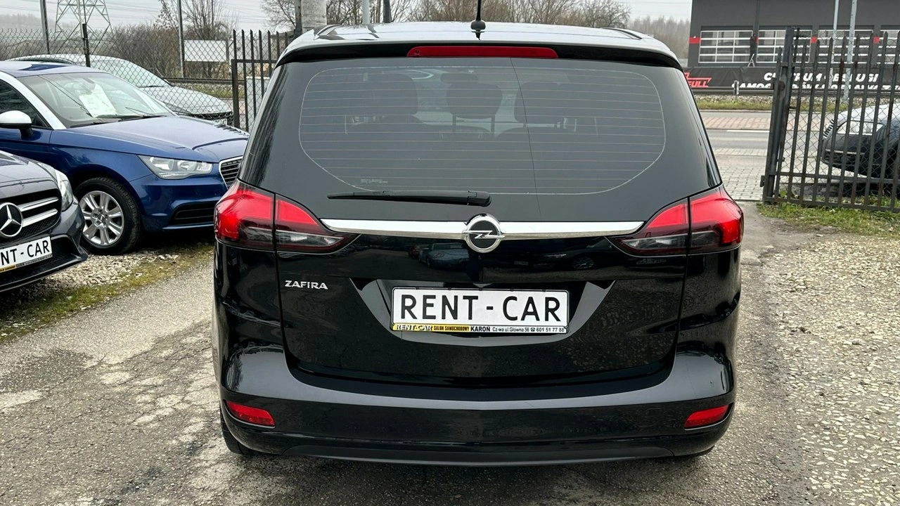 Opel Zafira - Zdjęcie 31