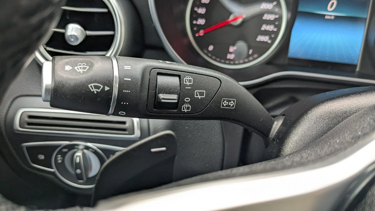 Mercedes C 300 - Zdjęcie 25
