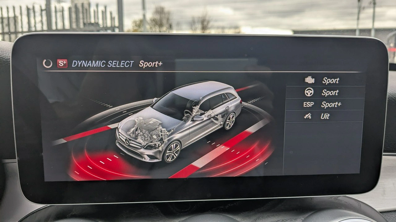 Mercedes C 300 - Zdjęcie 28