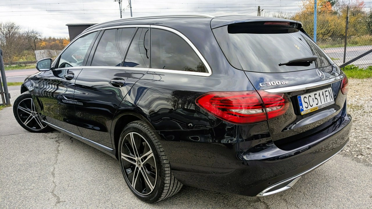 Mercedes C 300 - Zdjęcie 8
