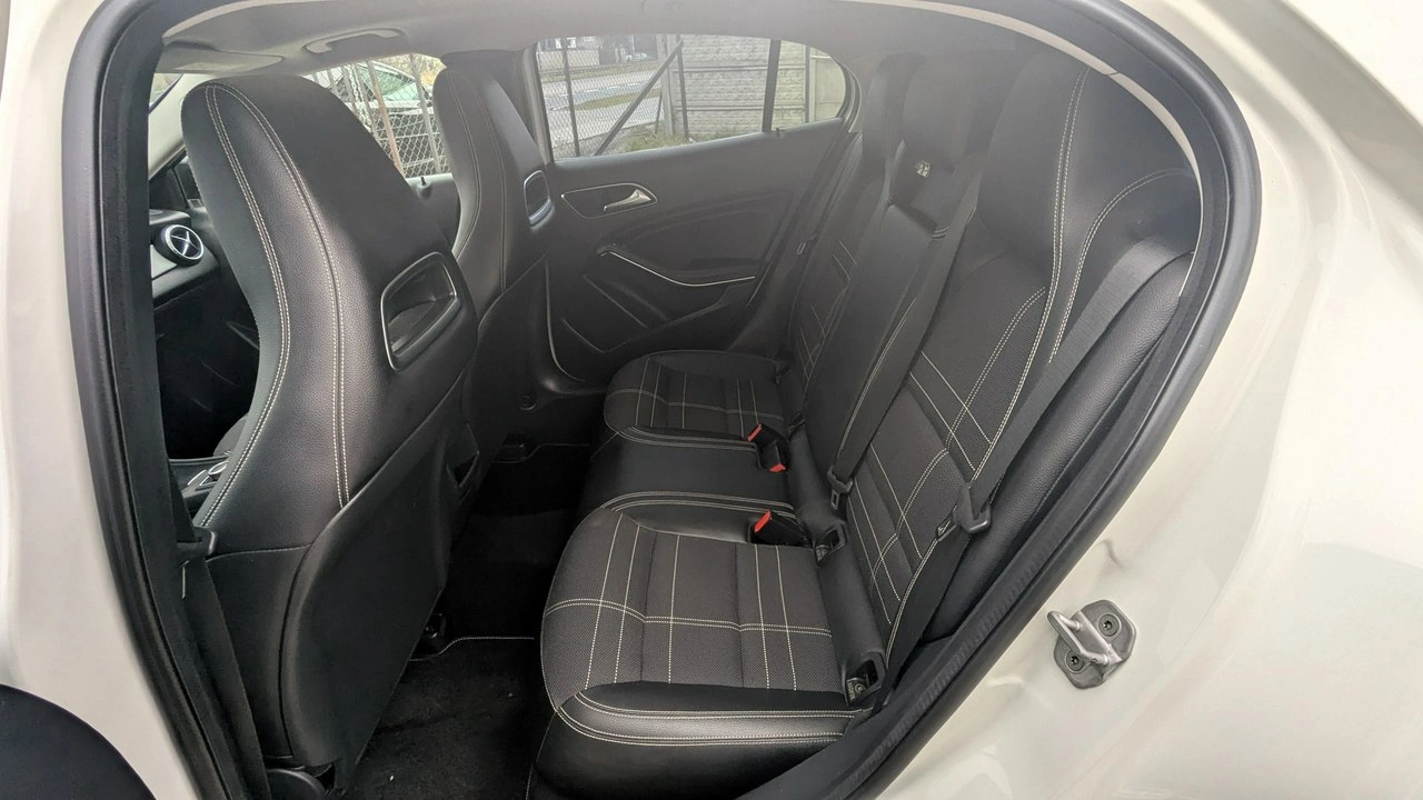 Mercedes GLA 200 - Zdjęcie 12