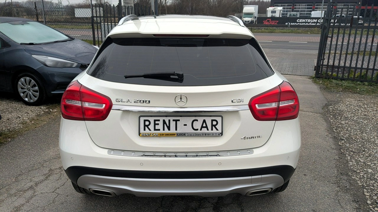 Mercedes GLA 200 - Zdjęcie 25