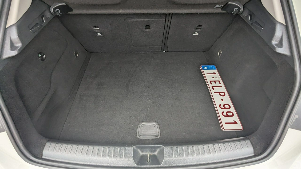 Mercedes GLA 200 - Zdjęcie 27