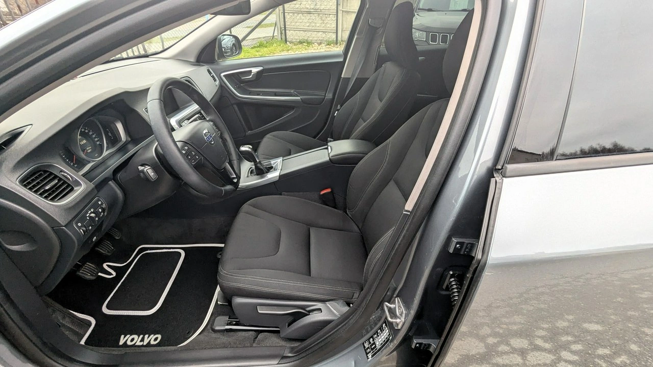 Volvo V60 - Zdjęcie 11