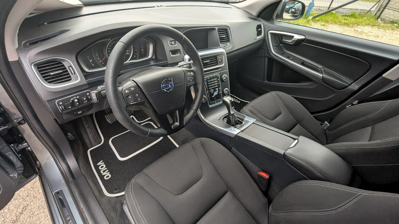 Volvo V60 - Zdjęcie 12