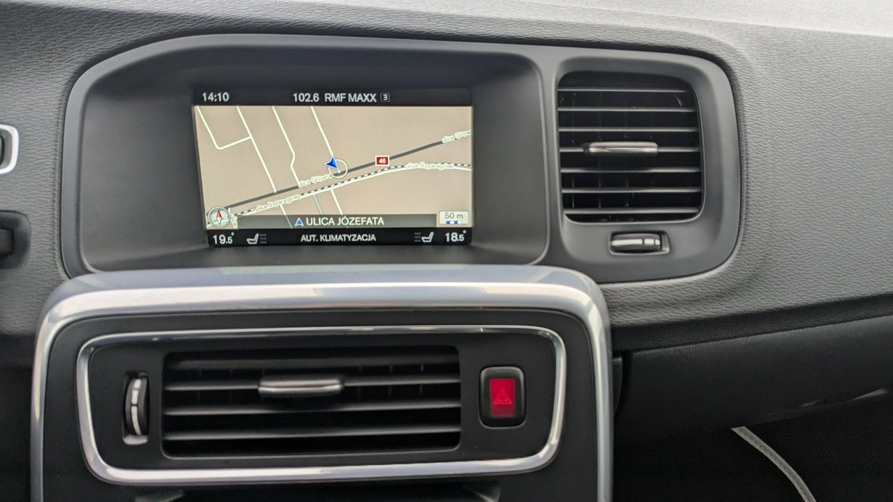 Volvo V60 - Zdjęcie 23