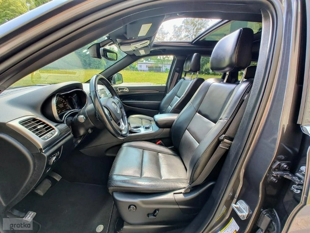 Jeep Grand Cherokee - Zdjęcie 14