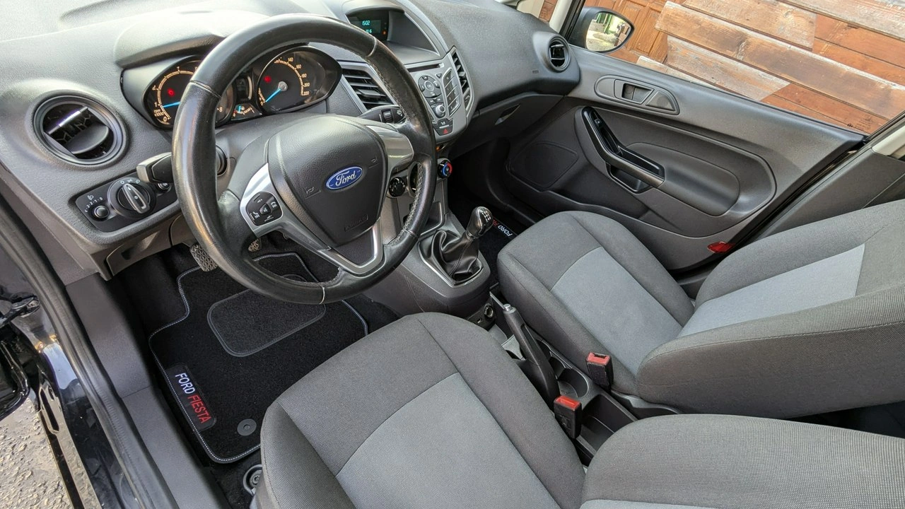 Ford Fiesta - Zdjęcie 12