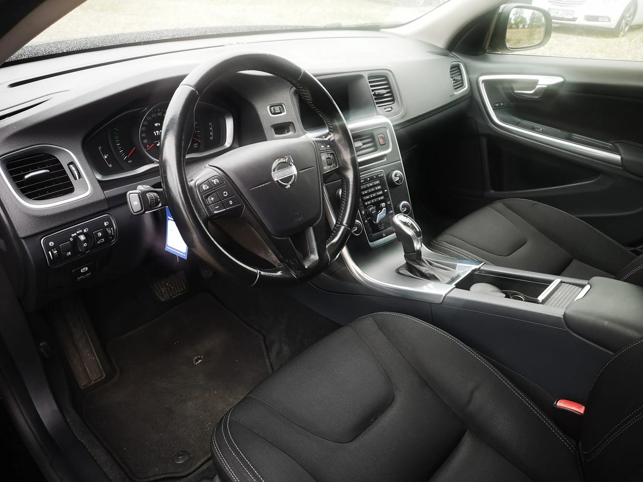 Volvo V60 - Zdjęcie 8