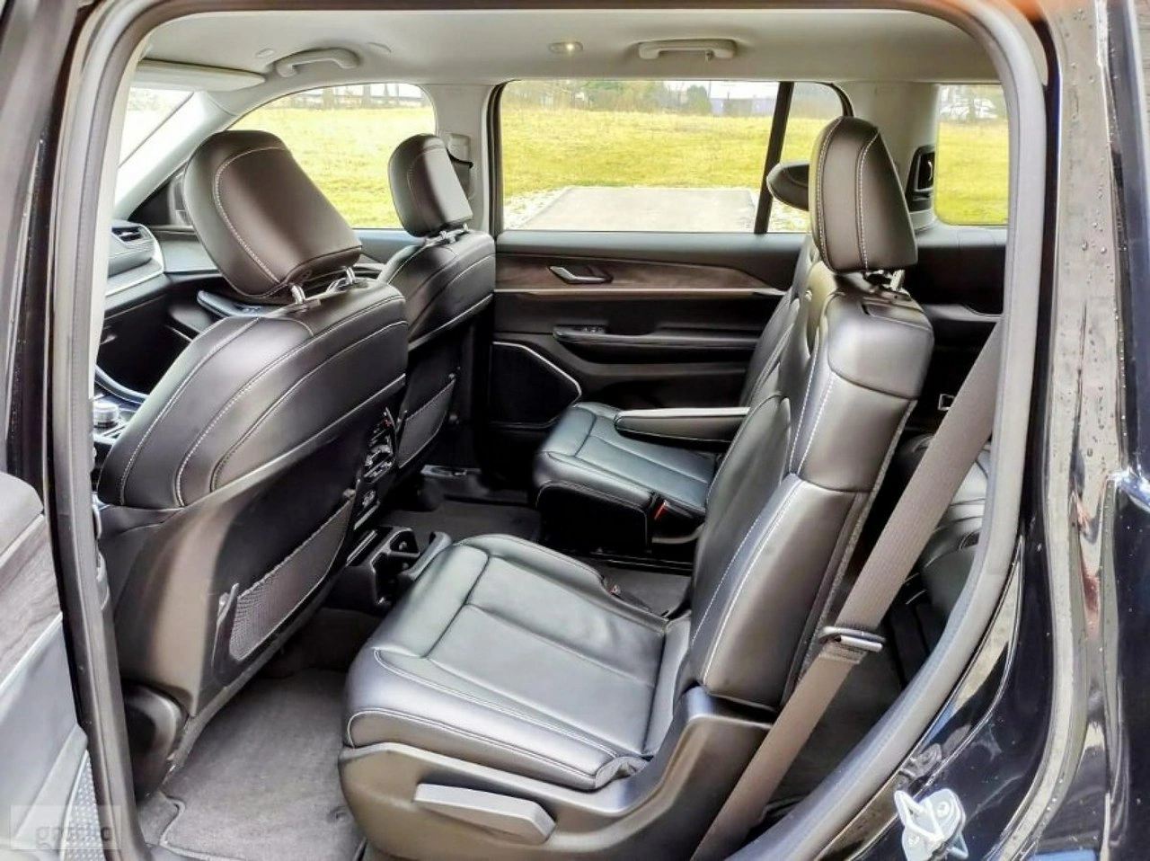 Jeep Grand Cherokee - Zdjęcie 10