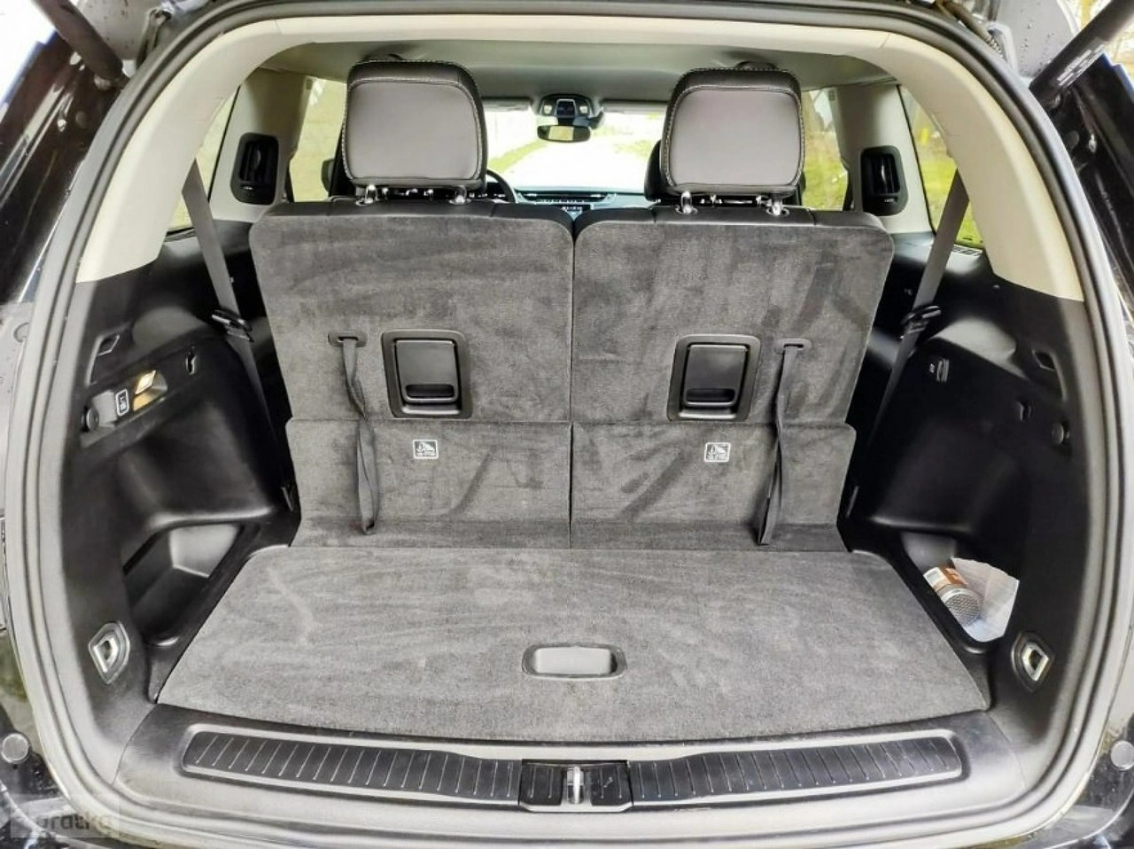 Jeep Grand Cherokee - Zdjęcie 12