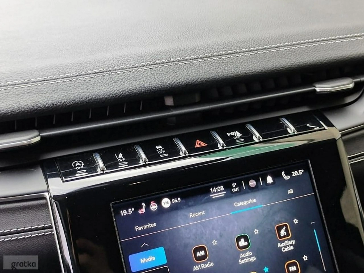 Jeep Grand Cherokee - Zdjęcie 3