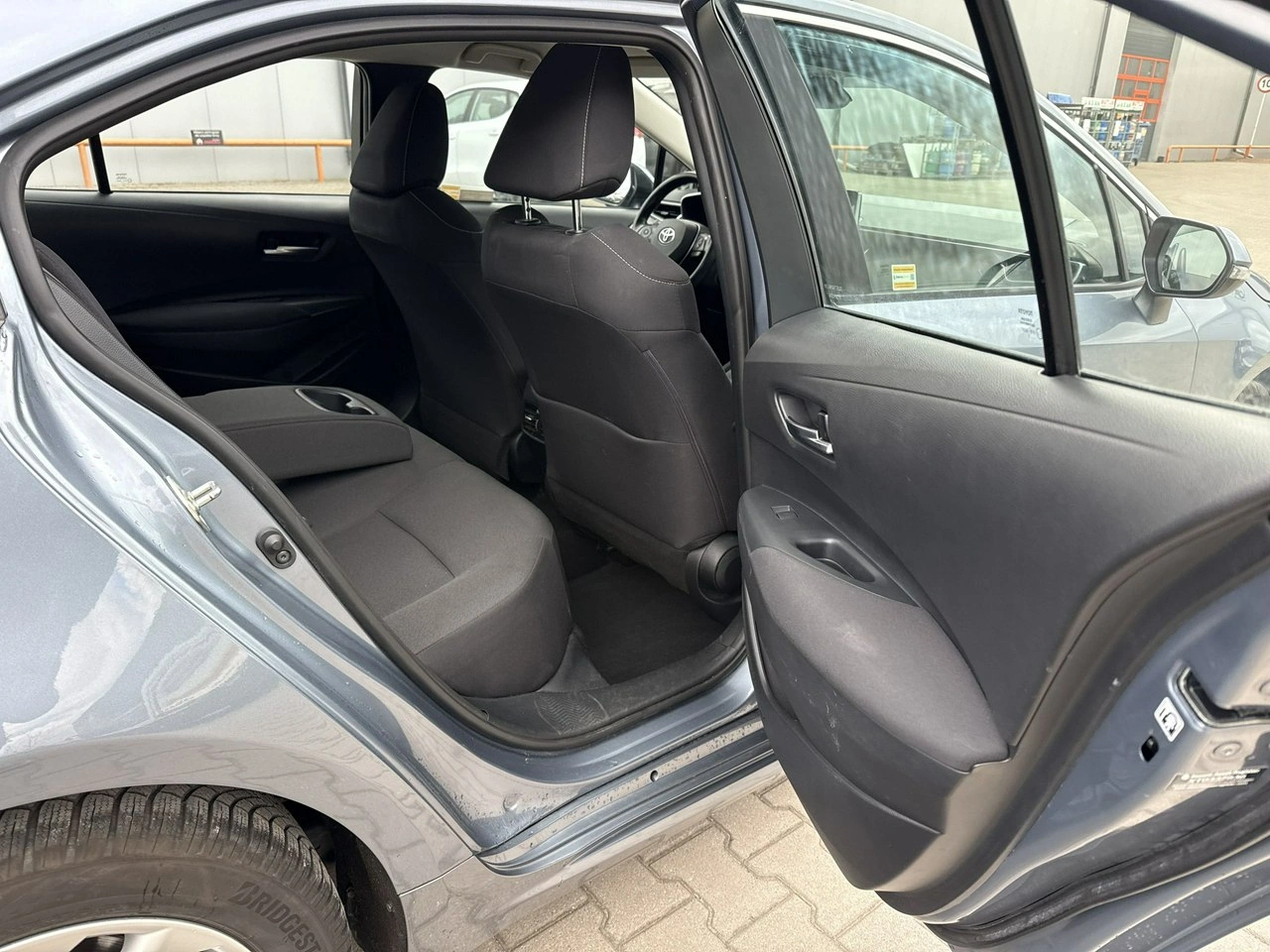 Toyota Corolla - Zdjęcie 16