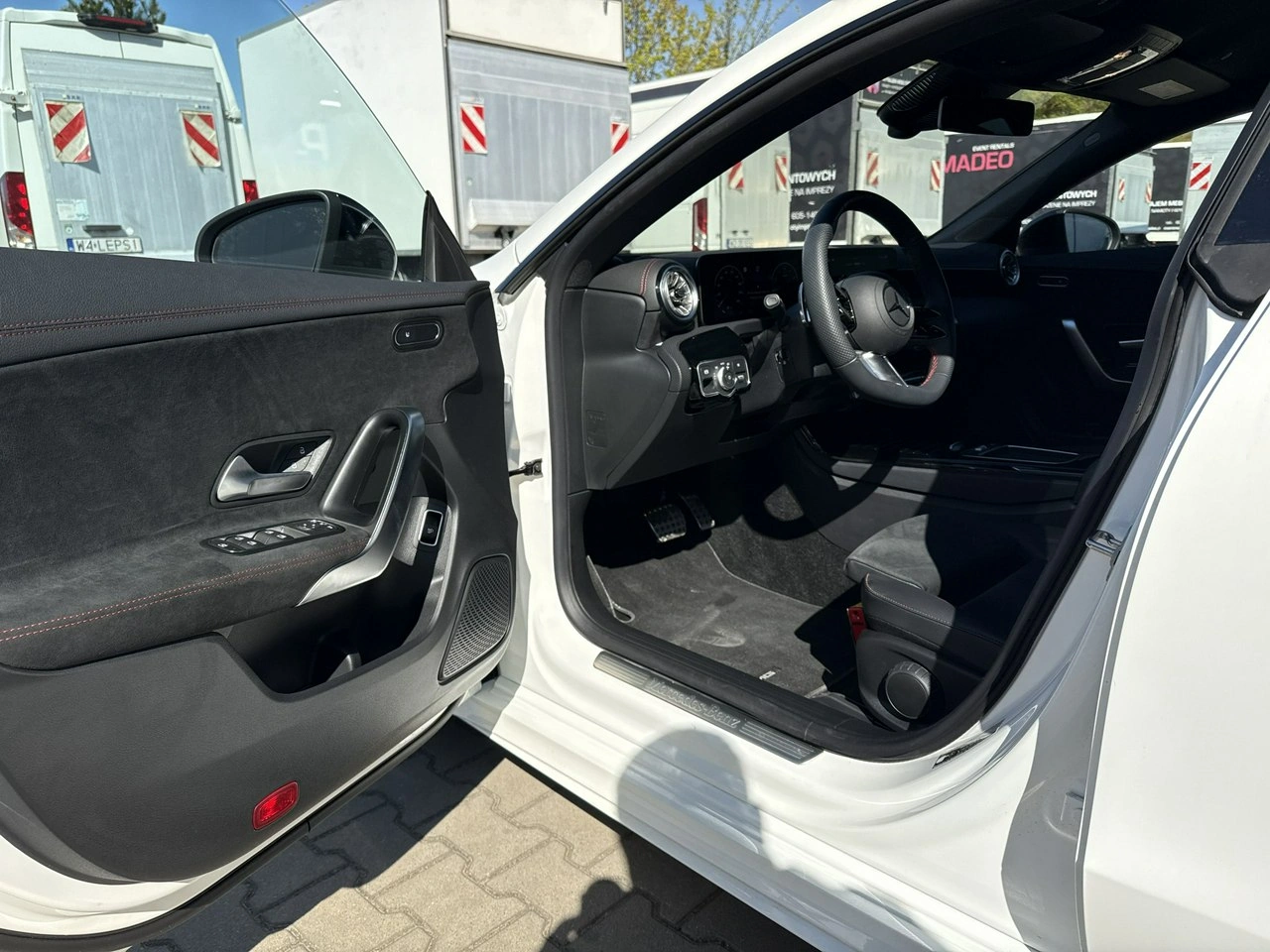 Mercedes CLA 200 - Zdjęcie 9