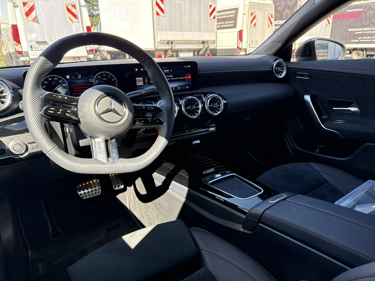 Mercedes CLA 200 - Zdjęcie 12