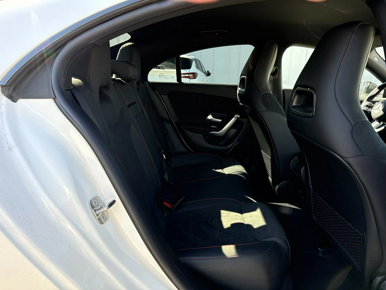 Mercedes CLA 200 - Zdjęcie 17