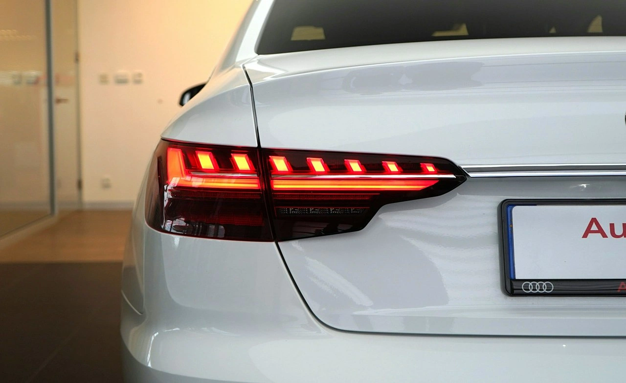 Audi A4 - Zdjęcie 10