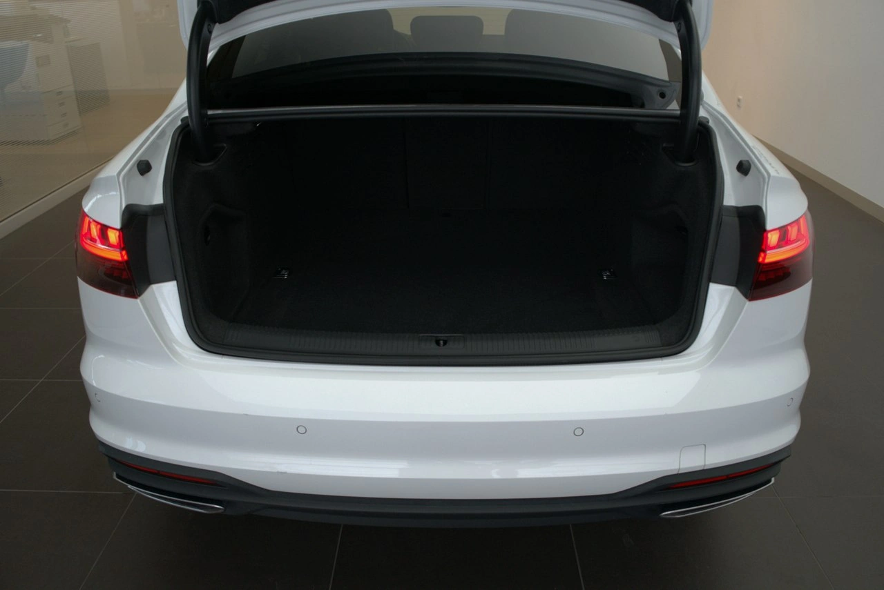 Audi A4 - Zdjęcie 12