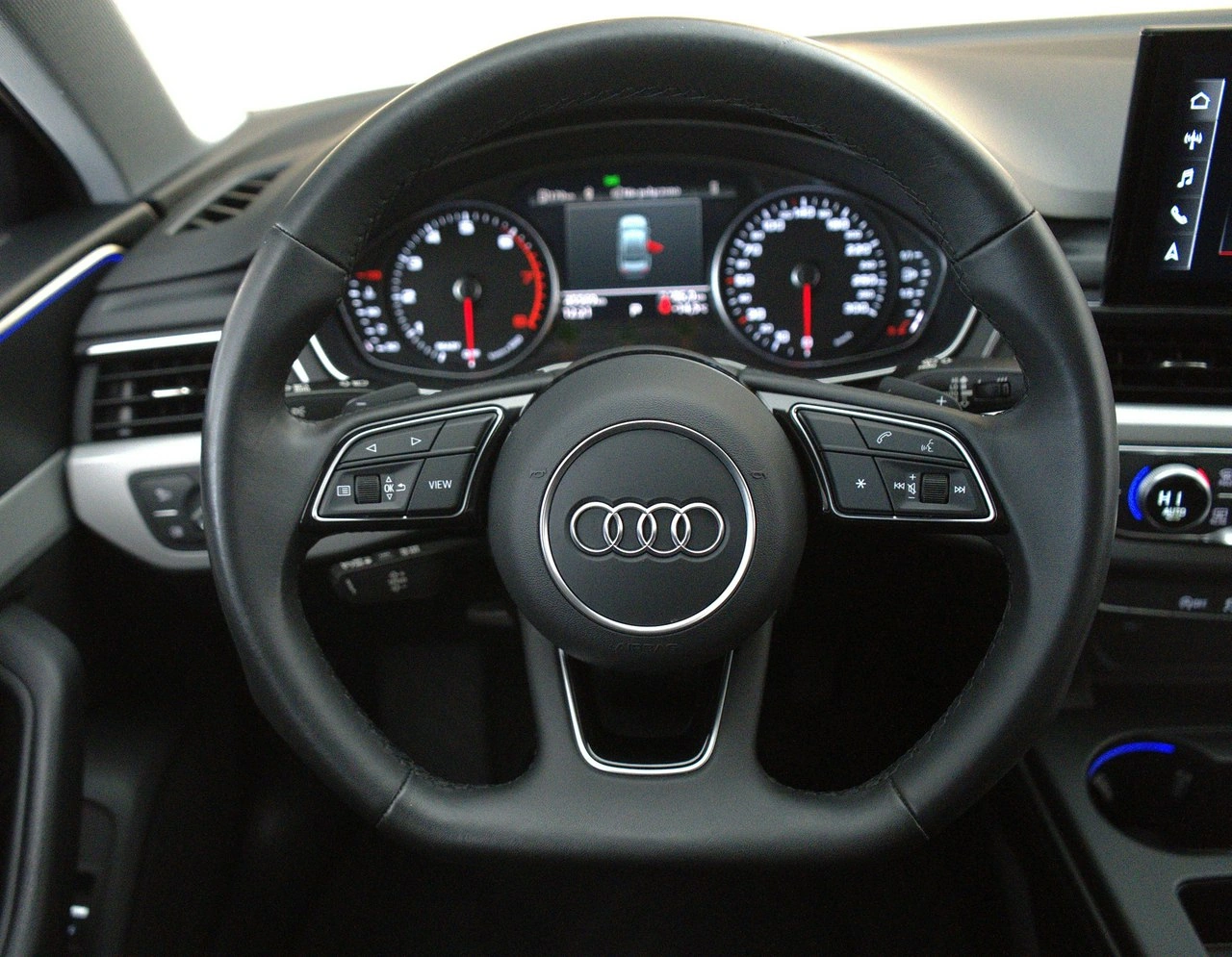 Audi A4 - Zdjęcie 18
