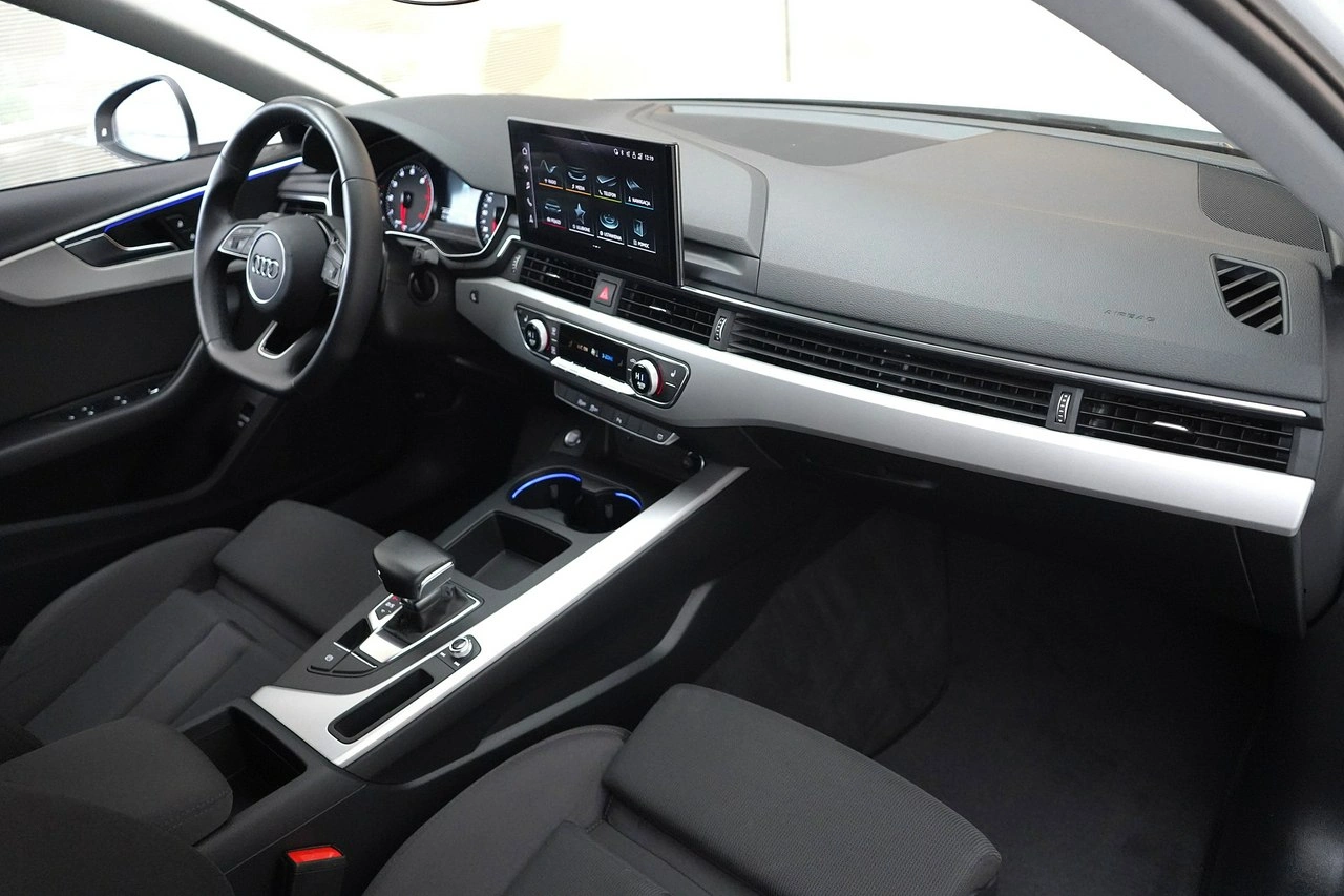 Audi A4 - Zdjęcie 26