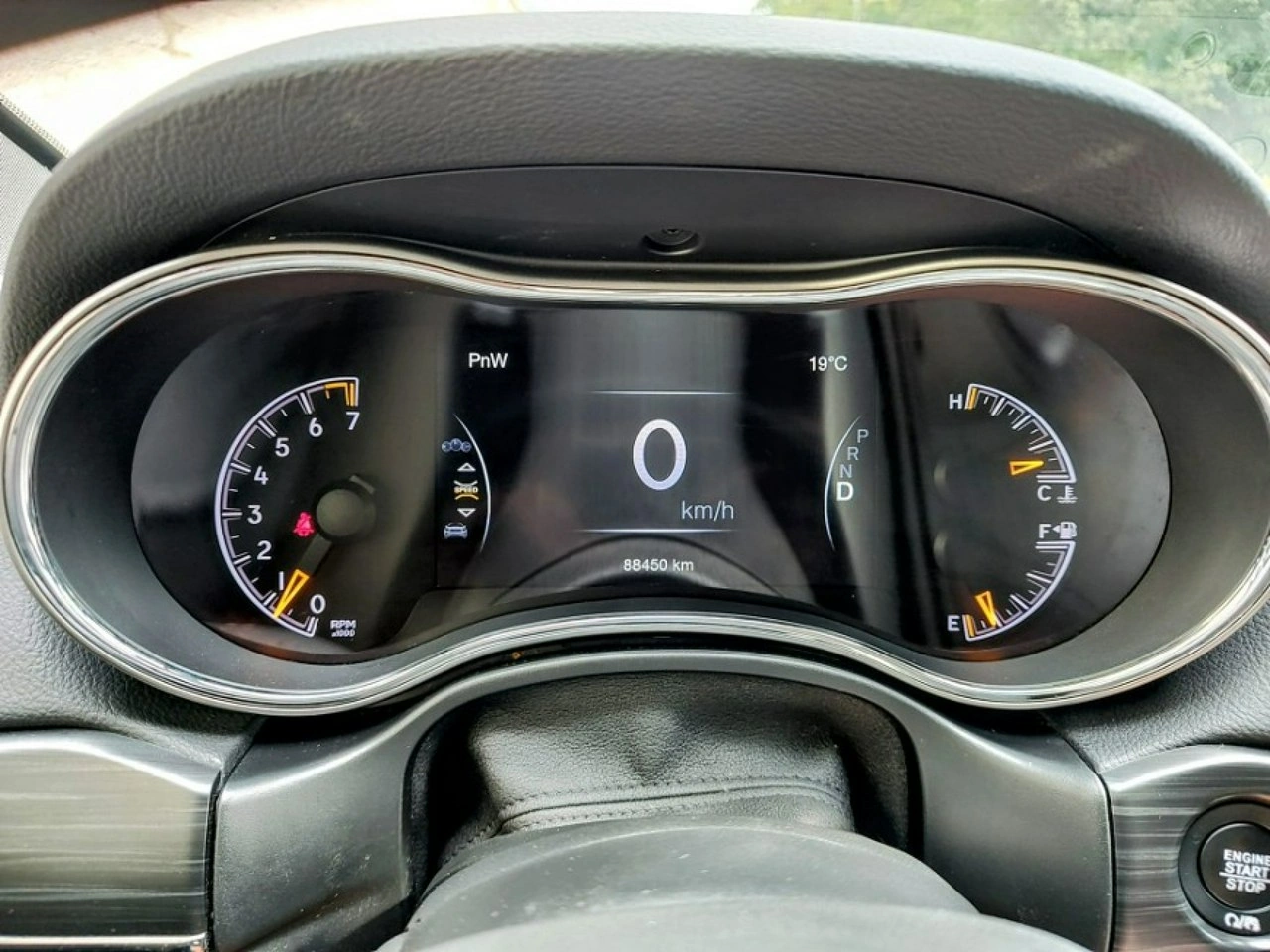 Jeep Grand Cherokee - Zdjęcie 19