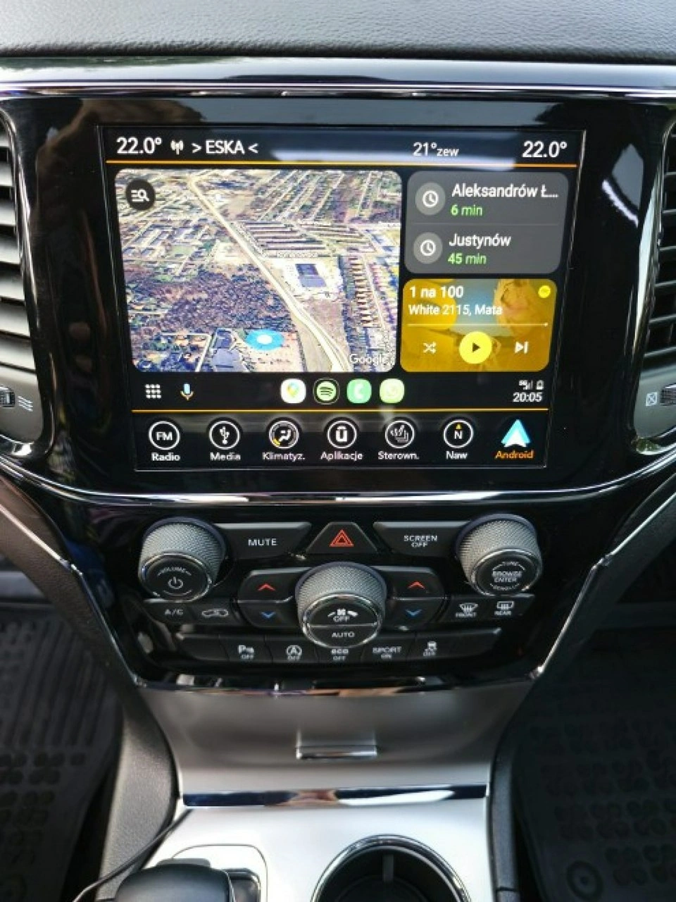 Jeep Grand Cherokee - Zdjęcie 21