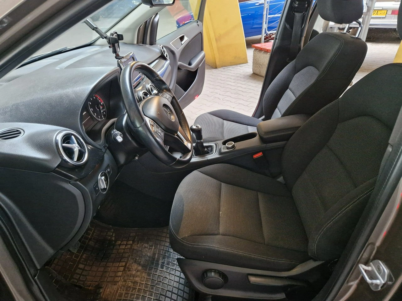 Mercedes B 180 - Zdjęcie 10