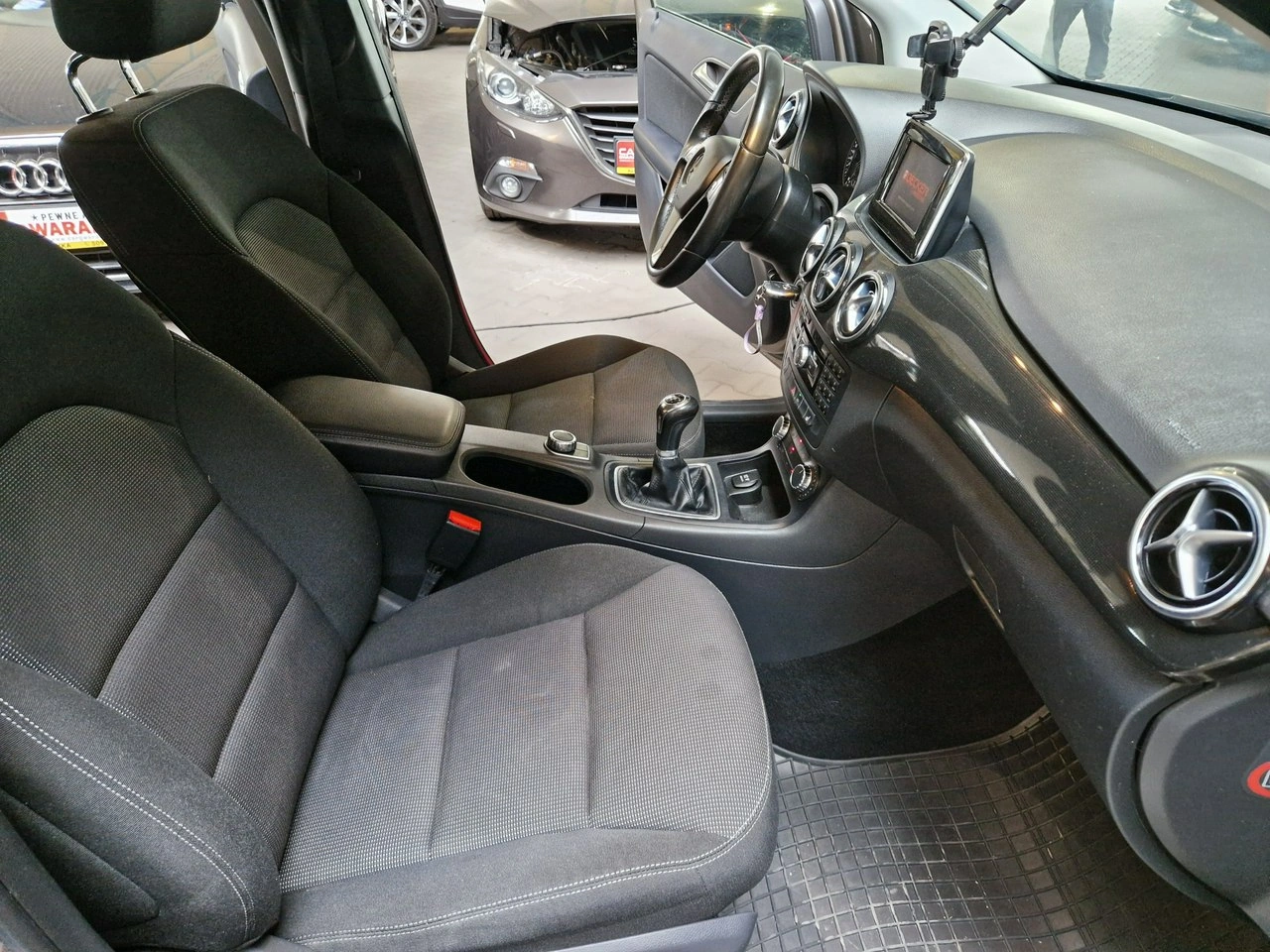 Mercedes B 180 - Zdjęcie 20