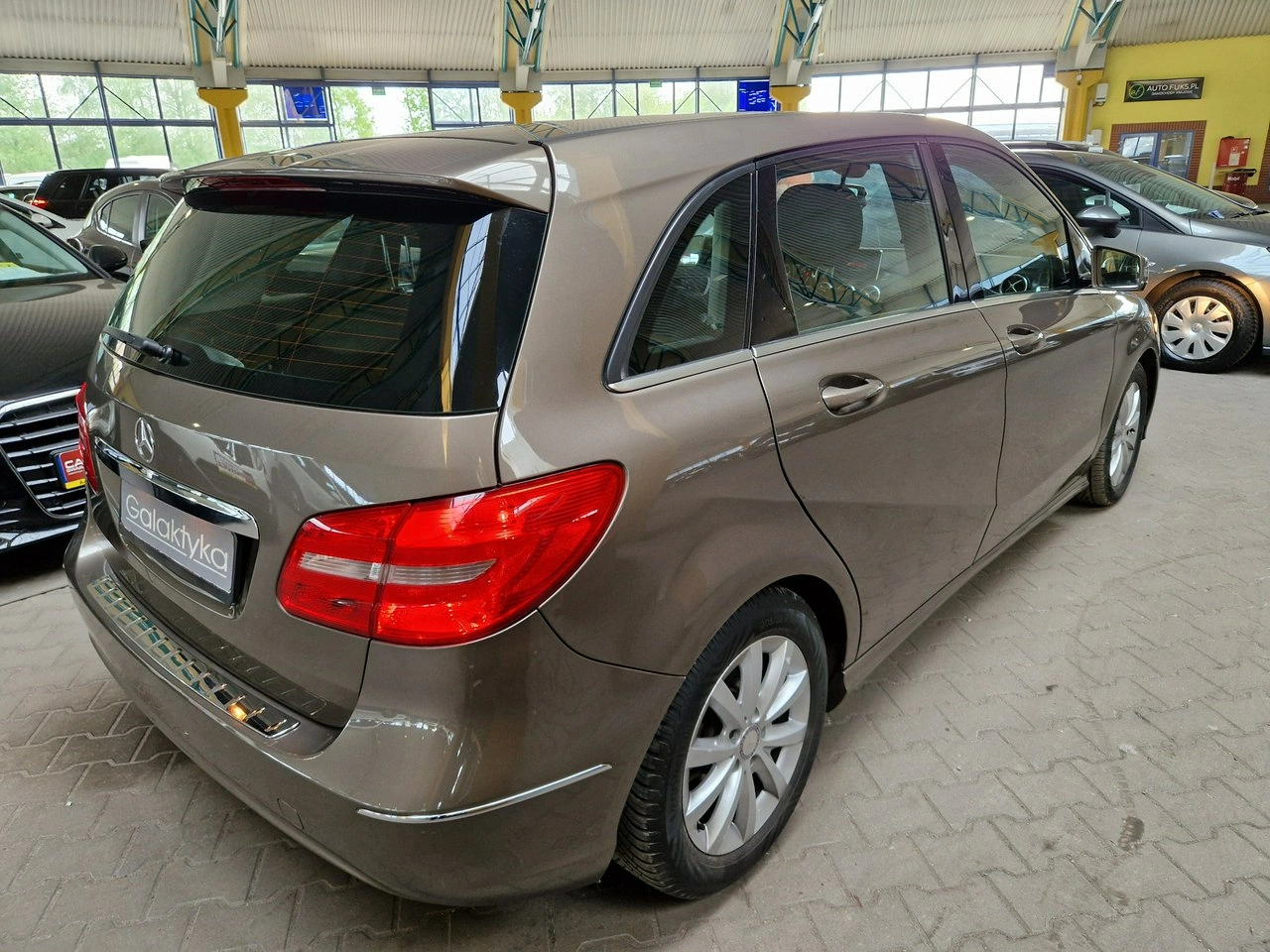 Mercedes B 180 - Zdjęcie 7