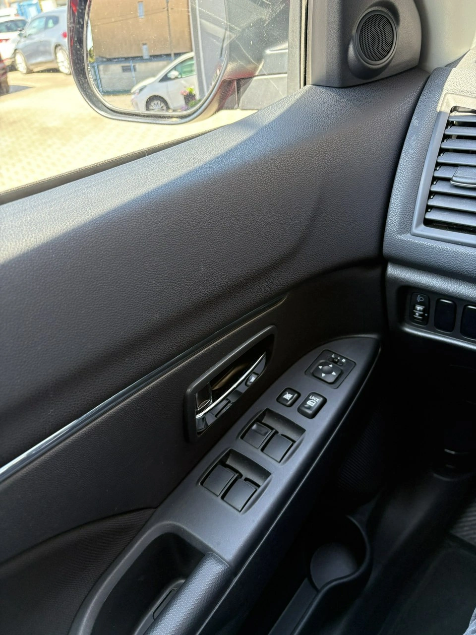 Mitsubishi ASX - Zdjęcie 24