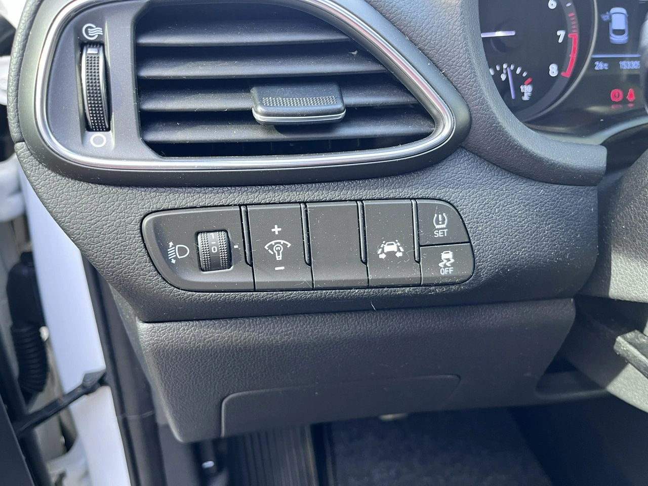 Hyundai i30 - Zdjęcie 27