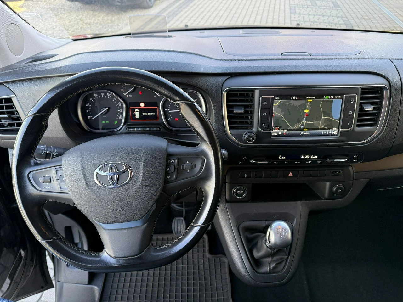 Toyota Proace Verso - Zdjęcie 14
