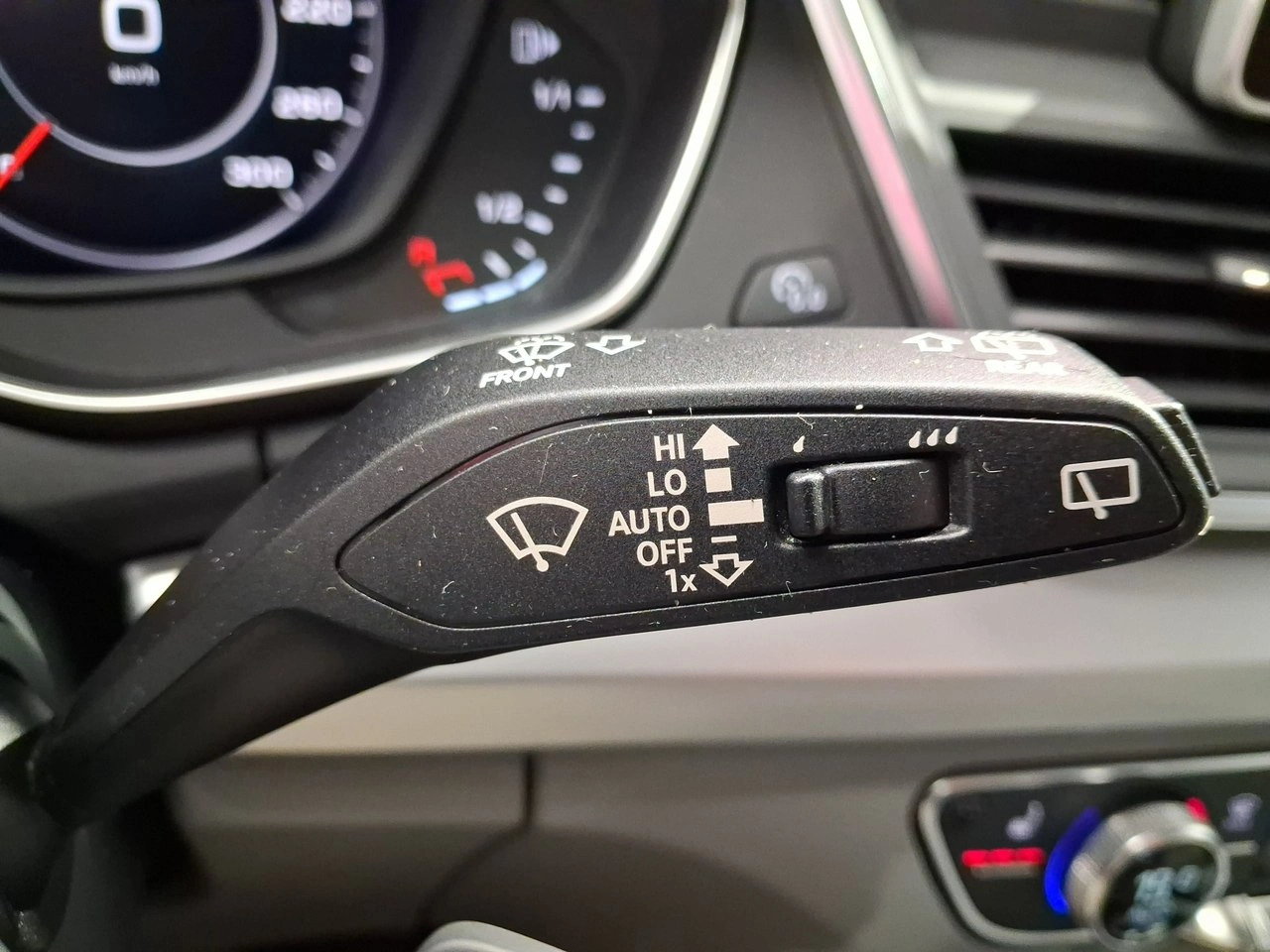 Audi Q5 - Zdjęcie 23