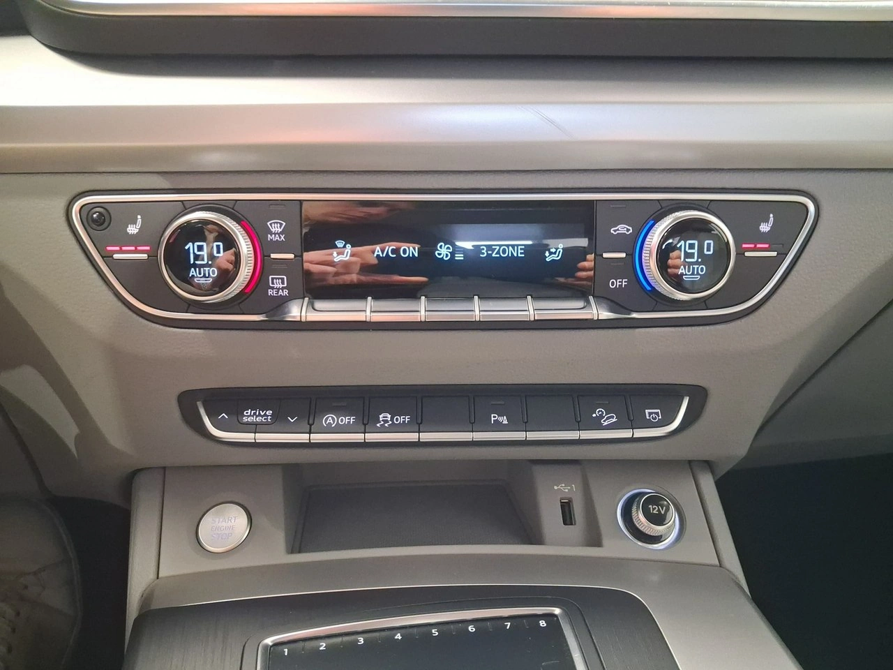Audi Q5 - Zdjęcie 32