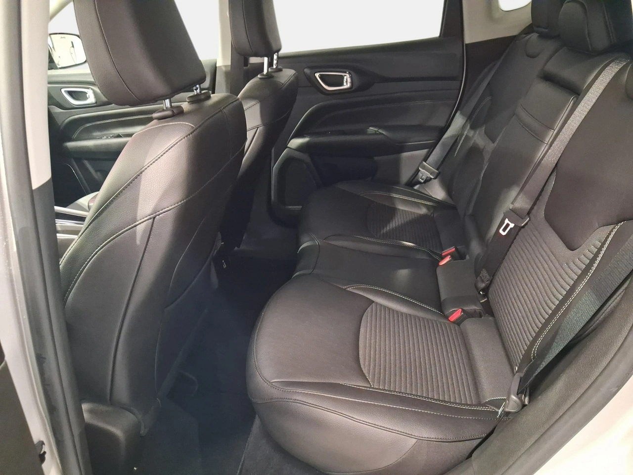 Jeep Compass - Zdjęcie 13