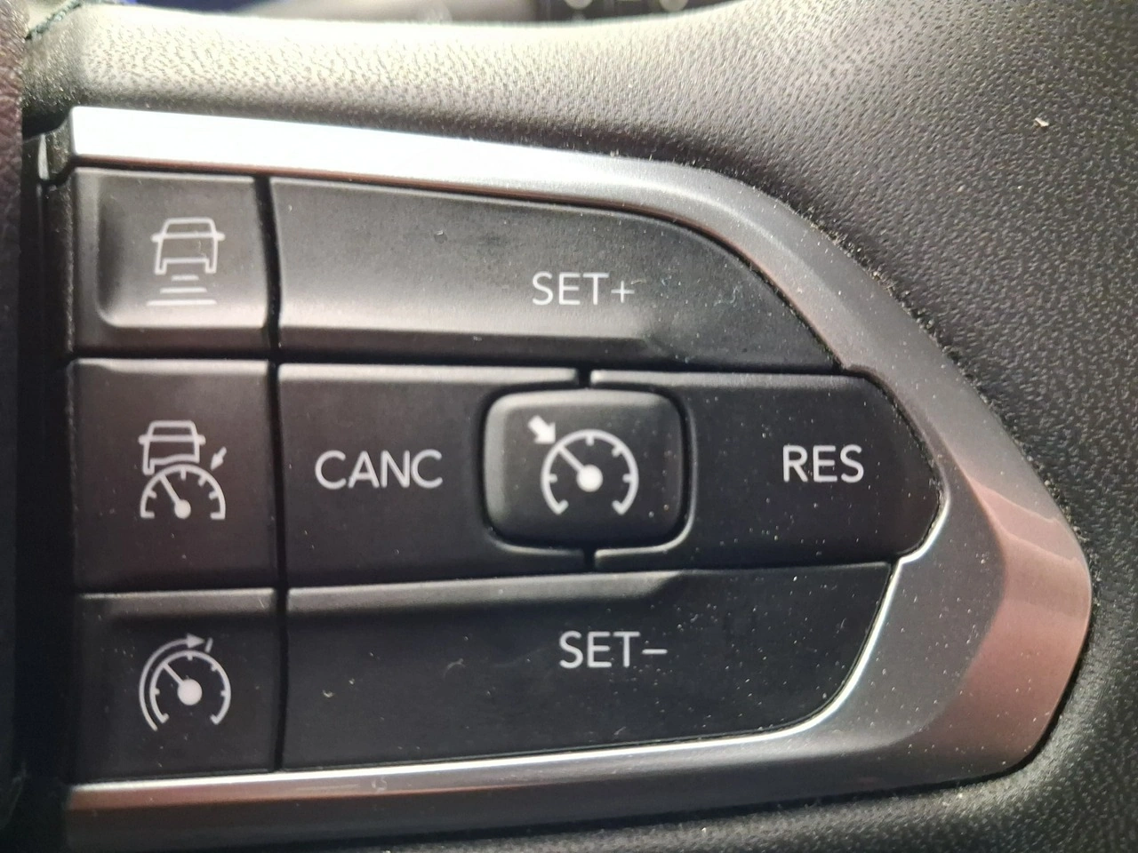 Jeep Compass - Zdjęcie 19
