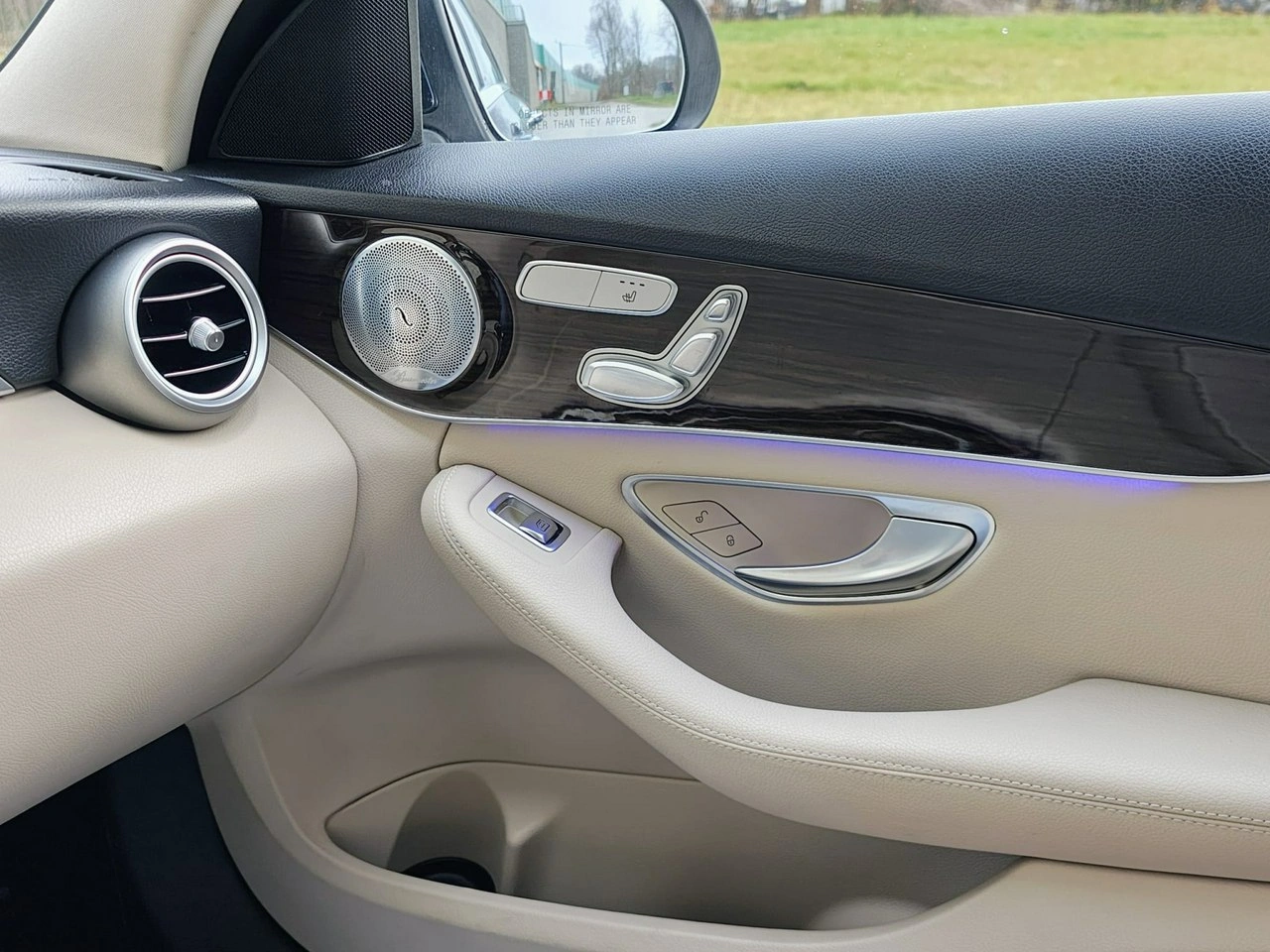 Mercedes C 300 - Zdjęcie 10